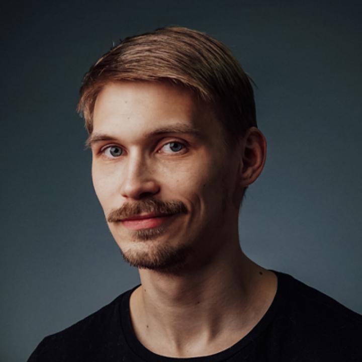 Roman Loginovsky's picture